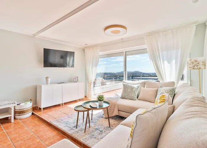 Accesso 2 Playas Locos Y Concha Vistas Increibles 6 Per Parking Apartment